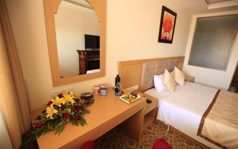 Bavico Plaza Hotel Далат Экстерьер фото