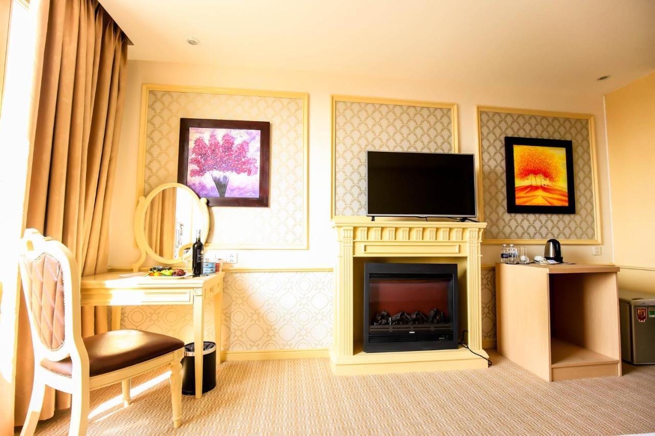 Bavico Plaza Hotel Далат Экстерьер фото