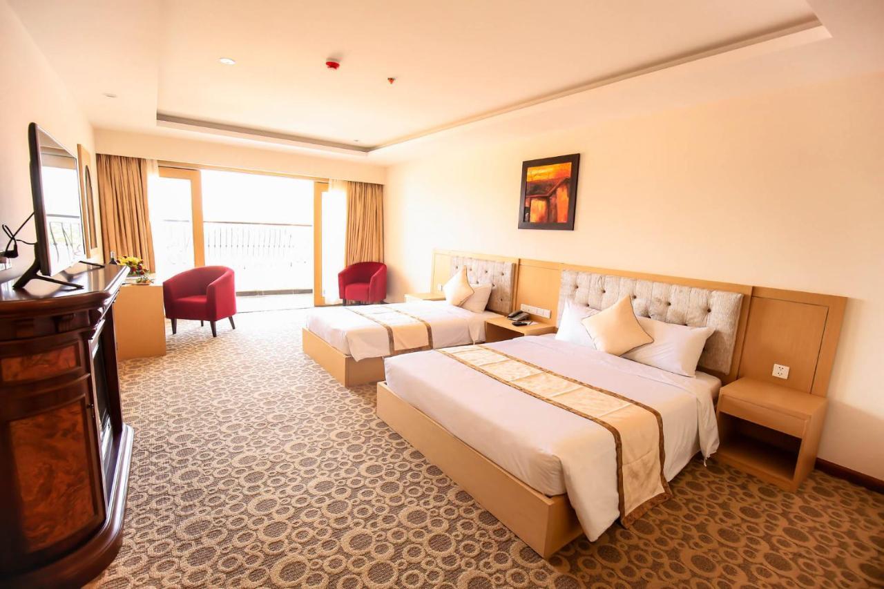 Bavico Plaza Hotel Далат Экстерьер фото