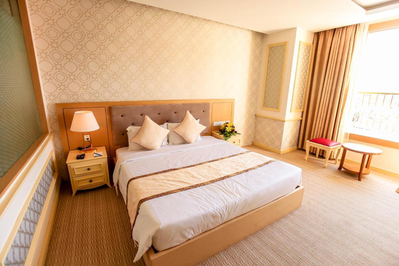 Bavico Plaza Hotel Далат Экстерьер фото