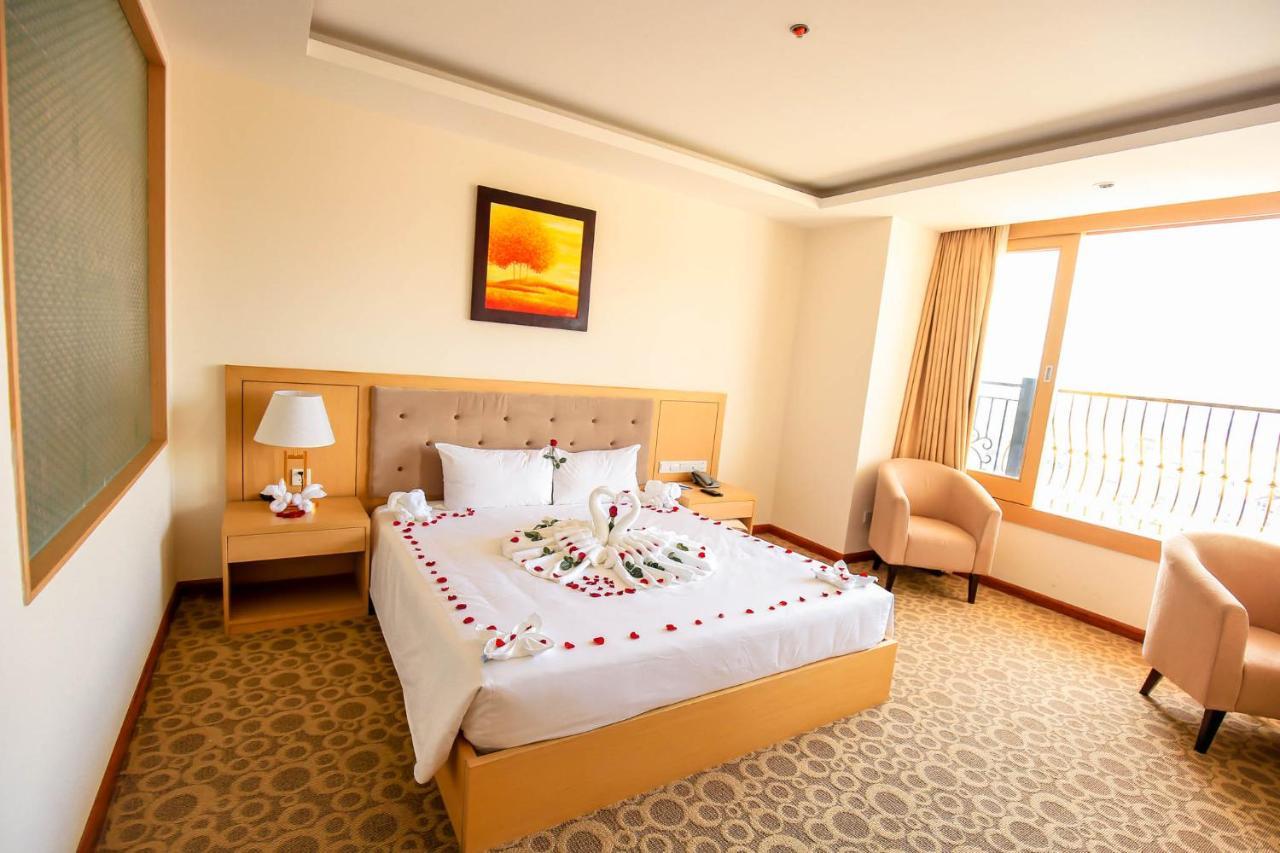 Bavico Plaza Hotel Далат Экстерьер фото